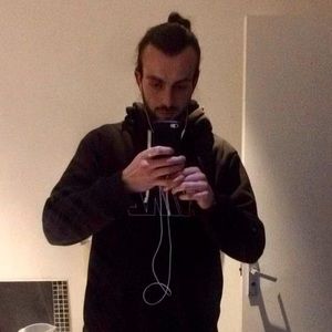 Meet your Posher, Reece